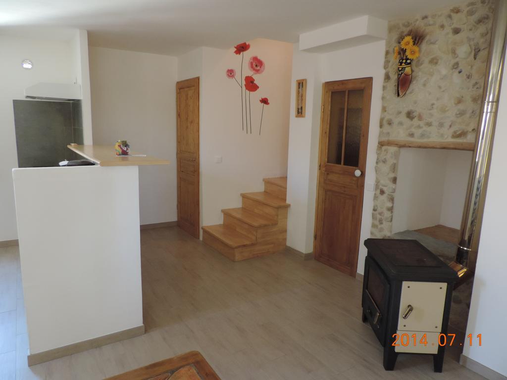 Apartamento Les Cigales d'Estoublon Exterior foto